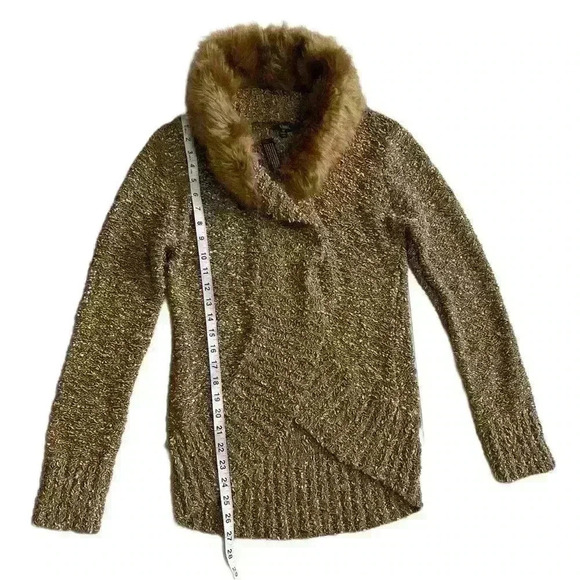 Slonl Wool Blended Long Sleeve Sweater with Faux Fur Trim Golden Threads Size M - Picture 5 of 13